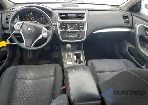 2016 Nissan Altima 2.5 из США, поврежденный, VIN 1N4AL3AP5GN312696